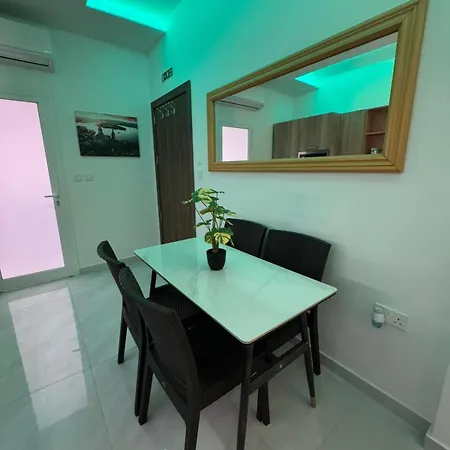 B&s Unit 251 Apartment Zejtun
